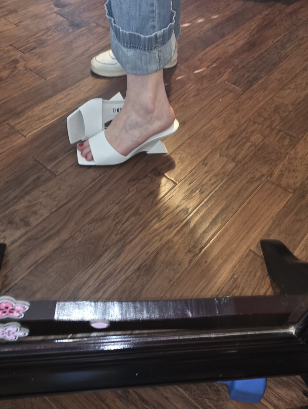The Attico White Slide Mules - Picture 10 of 17